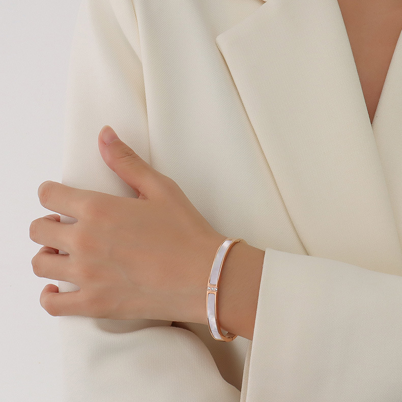 Double Black Stripes With Three Diamonds Inlaid Bangle